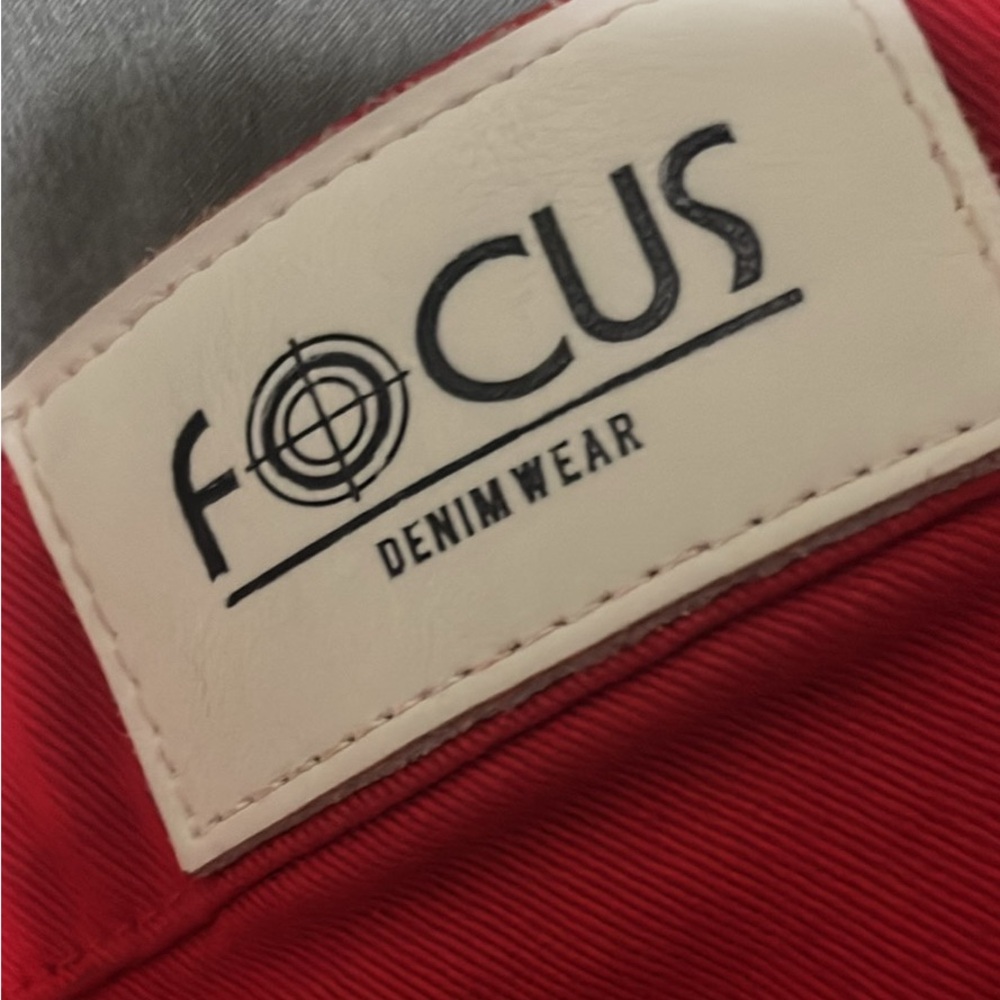Focus Stacked Jeans